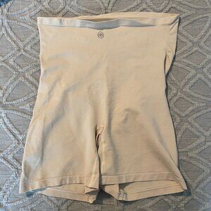 Belly Bandit Thighs Disguise Maternity Shorts, Size Large